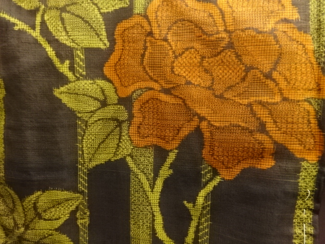 アンティーク 竹縞に花模様織出し本場村山泥大島紬着物